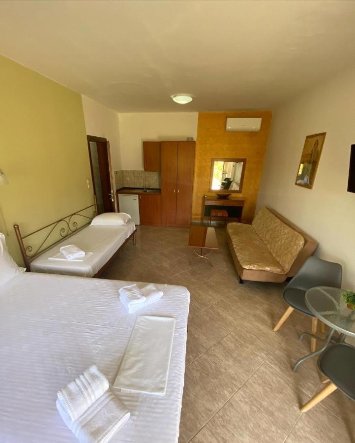 Guesthouse Anestis Angistron Luaran gambar